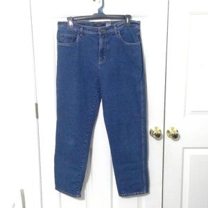 Mom Jeans (medium-light wash)